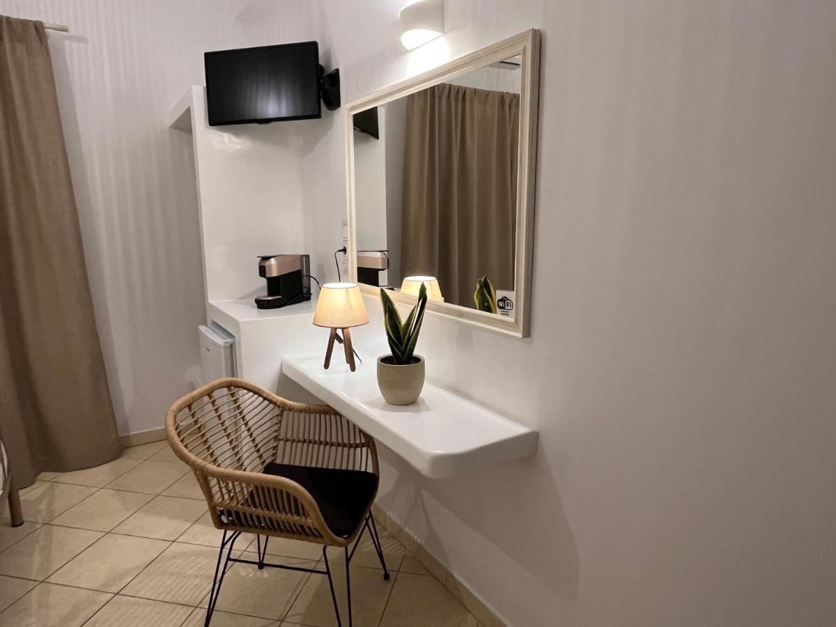 Hotel Chrisoula Antiparos Екстер'єр фото