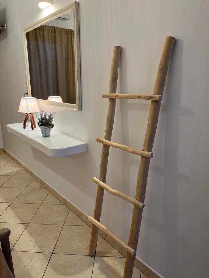 Hotel Chrisoula Antiparos Екстер'єр фото