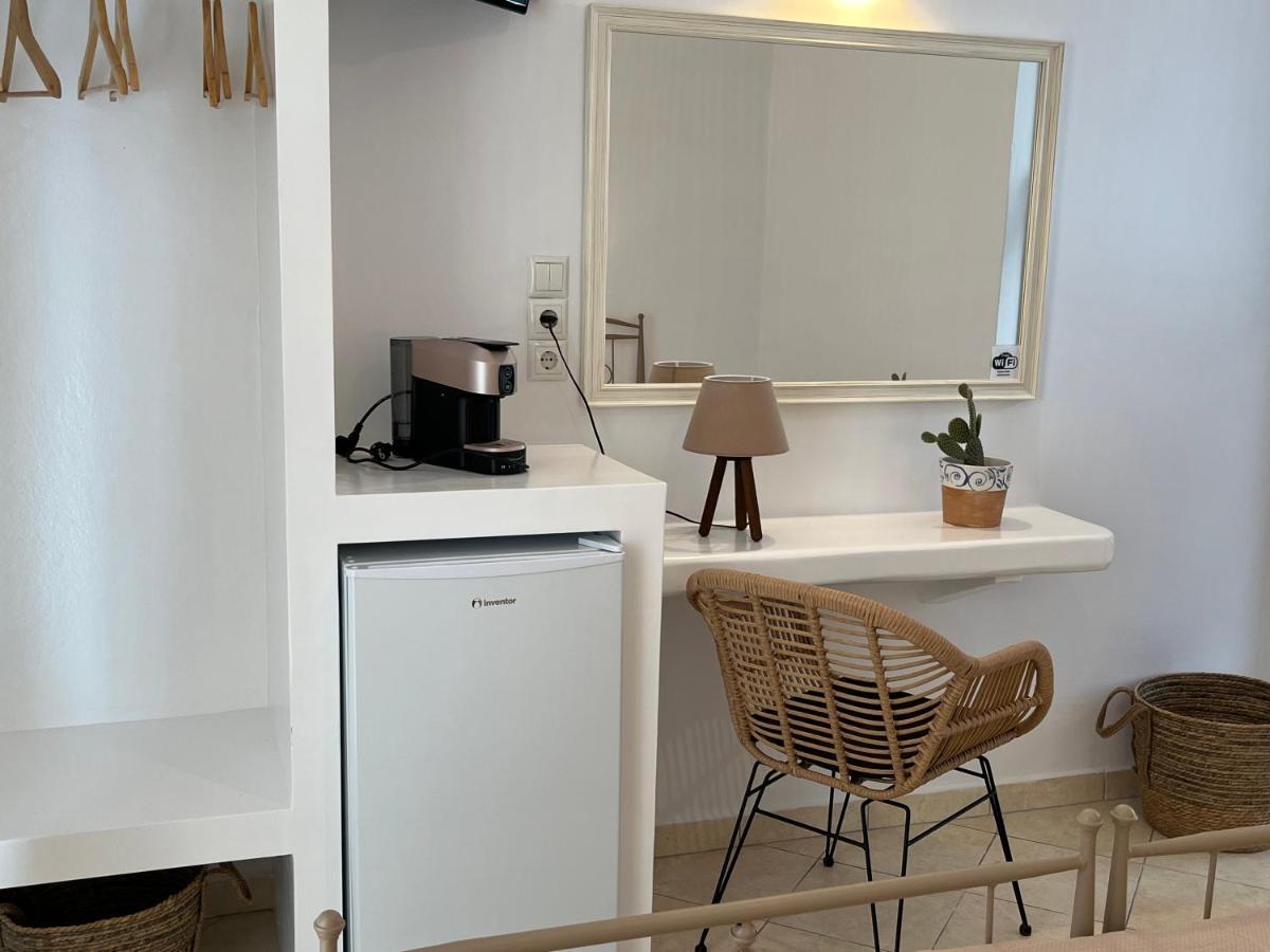 Hotel Chrisoula Antiparos Екстер'єр фото